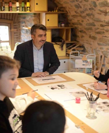 Molla Yegan Çocuk Üniversitesi’ne yoğun ilgi