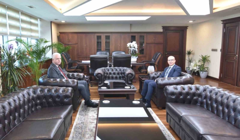 Vali Gül, Başsavcı Mehmet Beşir Güven’i ziyaret etti