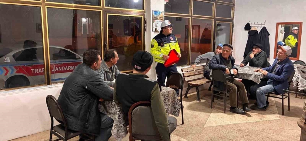 Edirne jandarmasından vatandaşlara trafik güvenliği eğitimi