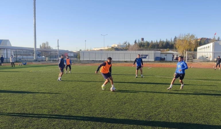 Söğütspor, lider Kahraman Kazan Belediyespor’a hazırlanıyor