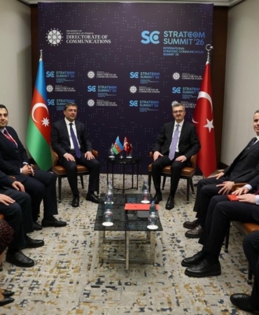 İletişim Başkanı Duran, Azerbaycan Medya Kalkınma Ajansı Başkanı İsmayilov ile görüştü