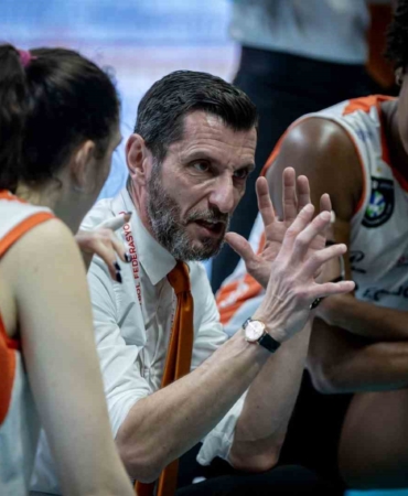 Eczacıbaşı Dynavit adını dörtlü finale yazdırdı