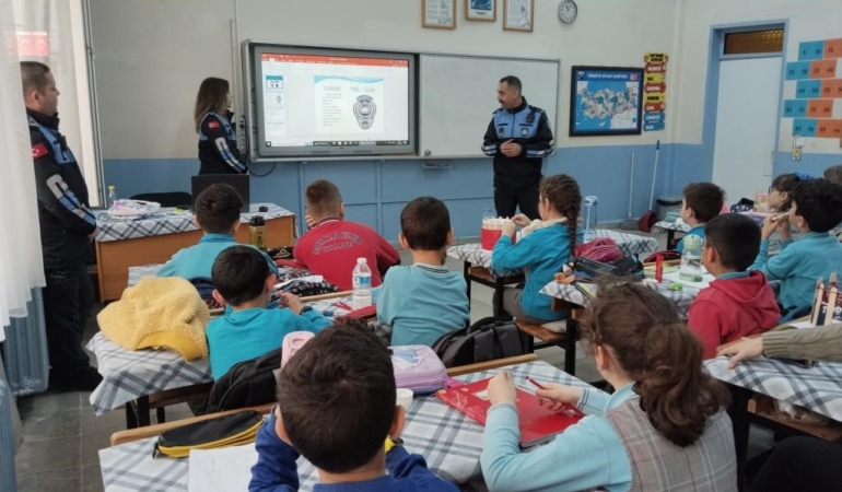 Zabıtadan öğrencilere meslek tanıtımı