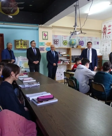 Kaymakam Muhammed Evlice’den Kalabak okullarına ziyaret