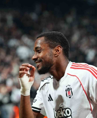 Amir Murillo ikinci golünü attı