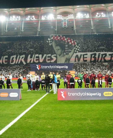 Sergen Yalçın derbiye 4 değişiklikle çıktı