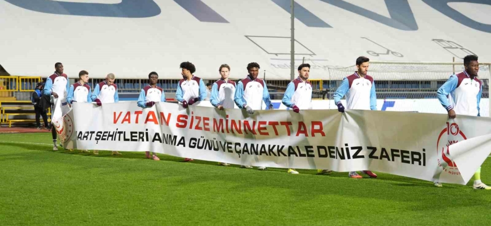 Trendyol Süper Lig: Eyüpspor: 0 - Trabzonspor: 0 (Maç devam ediyor)