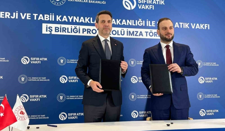 Enerji ve Tabii Kaynaklar Bakanı Bayraktar: “Savaşın eşiğinde enerjiyi doğru kullanabilmek her zamankinden daha önemli”