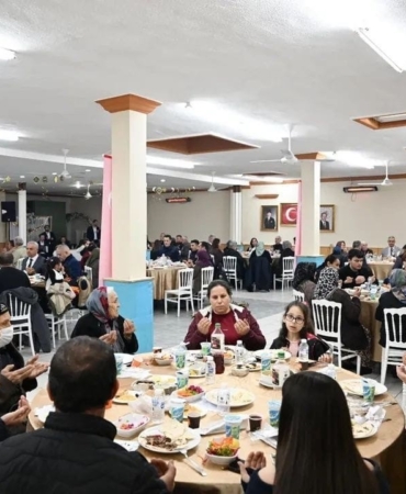 Pehlivanköy’de şehit aileleri ve gaziler onuruna iftar yemeği verildi