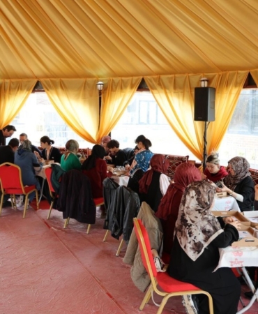 Kartepe’de ramazan akşamları otağ çadırında sanatla renkleniyor