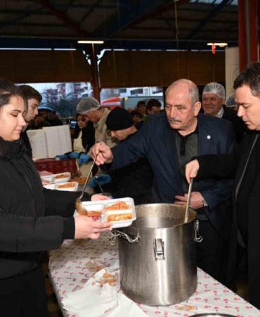 Başkan Aydın, Hamitler’de "Gönül Sofrası"nda vatandaşlarla buluştu