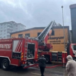 Ataşehir’de metal imalathanesinde yangın paniği