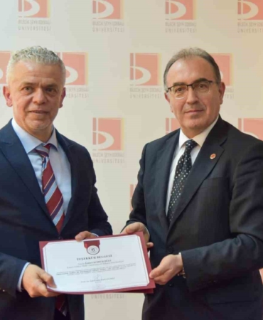 ’Diplomasinin Kodları’ BŞEÜ’de konuşuldu