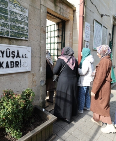 Küçükçekmeceli kadınlar Ramazan ayında Yuşa Tepesi’nde