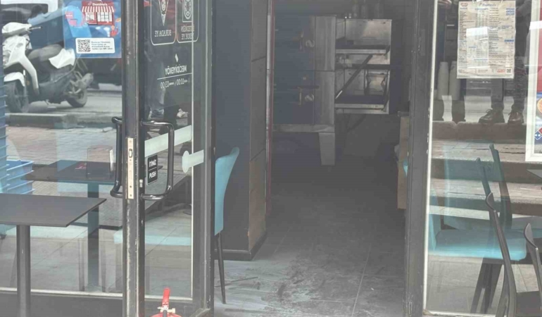 Şişli’de pizzacıda korkutan yangın