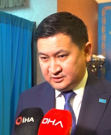 Kazakistan’da tarihi referandum için İstanbul’da sandıklar kuruldu