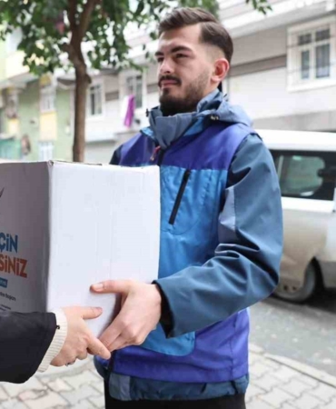 Ramazan boyunca Sultangazi Belediyesi yine ihtiyaç sahiplerinin yanında oldu