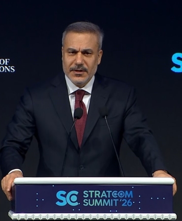 Dışişleri Bakanı Hakan Fidan’dan bölge ülkelerine uyarı: "Bütün dünya savaşın bedelini ödüyor, bu anlamsız savaşın bitmesi gerekiyor"