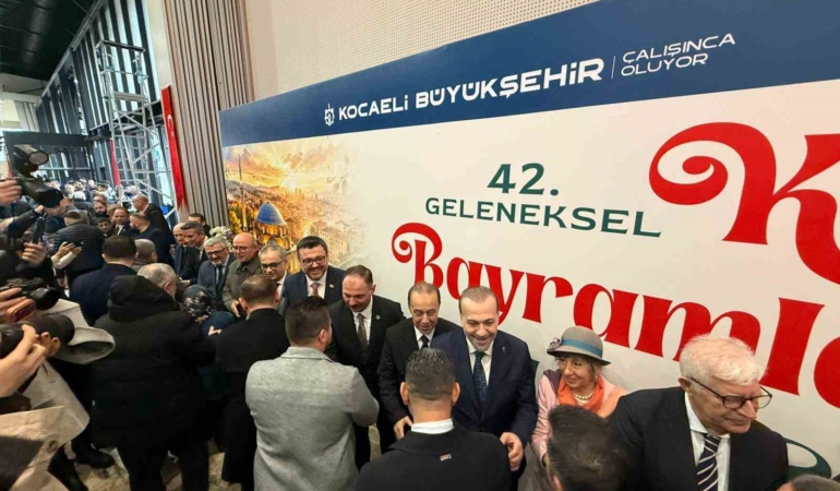 Kocaeli 42’inci kez bayramlaştı: Renkli ve uluslararası buluşma