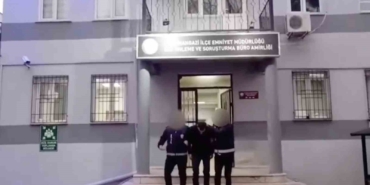 Bursa’da aranan 2 kişi yakalandı