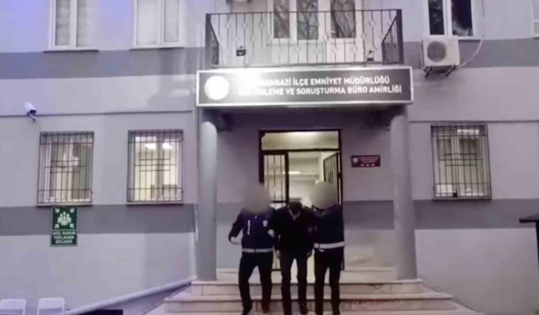 Bursa’da aranan 2 kişi yakalandı