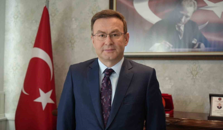 Cumhurbaşkanı Erdoğan’dan ödül alan Kaymakam Demirelli: "İdareci mazeret üretmez, imkansızlıklar içinde başarır"