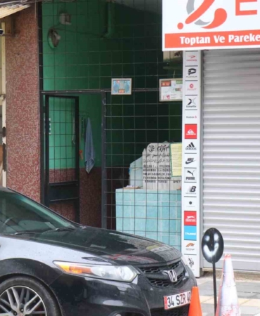 Sakarya’da sokak arasındaki sırrı çözülemeyen türbe merak konusu oldu