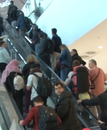 Katar’da mahsur kalan Türk vatandaşları Türkiye’ye döndü