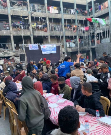 Esenler’den Gazze’ye 10 bin kişilik iftar sofrası