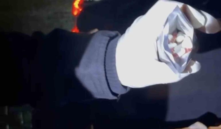 İstanbul’dan Sakarya’ya uyuşturucu getiren şüpheliyi polis kovalamacayla yakaladı