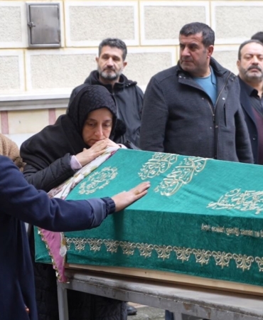 Eşi tarafından öldürülüp yakılmak istenen Semanur son yolculuğuna uğurlandı