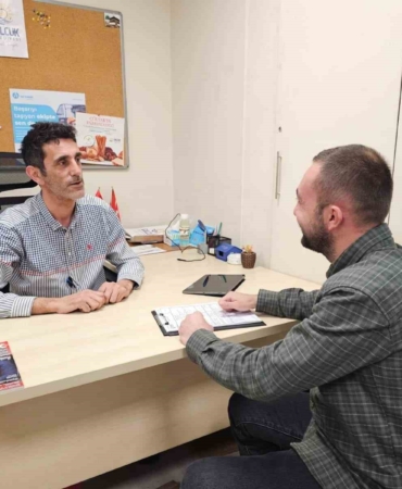 Gölcük’teki istihdam ofisi binlerce kişiye iş kapısı araladı