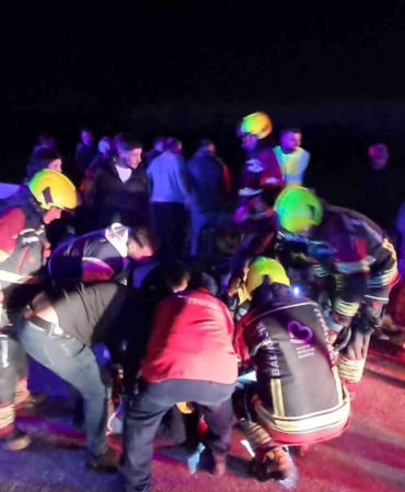 Kontrolden çıkan otomobil şarampole uçtu: 1 ölü, 5 yaralı