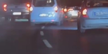 Başakşehir’de düğün konvoyu trafiği tehlikeye attı