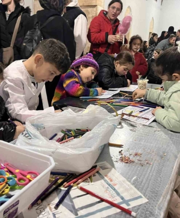 Çocuklar Ramazan şenliğinde eğlendi