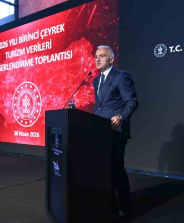 Bakan Ersoy: "Turizm geliri 2026 yılının ilk çeyreğinde yüzde 4,2 artışla 9,8 milyar dolar oldu"