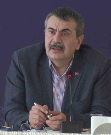 Bakan Tekin: "AK Parti Türkiye’de insan haklarını, yasaksız bir Türkiye’yi politik uygulamalarının odağına yerleştirmiş ve ona göre hareket etmiştir"