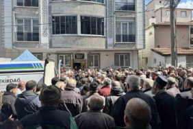 Trafik kazasında hayatını kaybeden kadın toprağa verildi