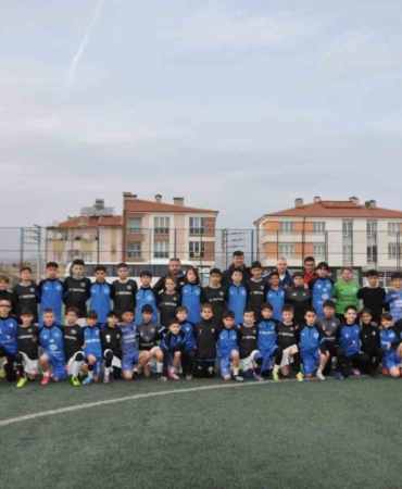 Kazanan dostluk oldu