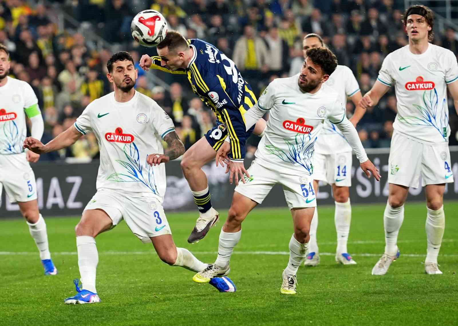 Fenerbahçe’nin Rizespor’a karşı 13 maçlık serisi sona erdi