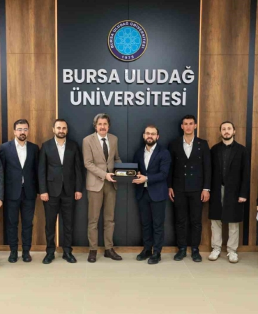 BUÜ’den gençlerin eğitimine tam destek