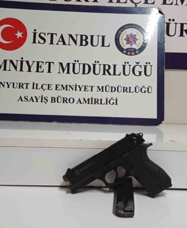 Esenyurt’ta iş yerine silahlı saldırı kamerada