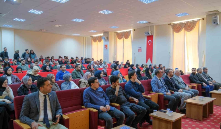 BŞEÜ’DE Şeyh Edebali’nin manevi kimliği ele alındı