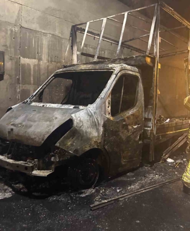 Sabiha Gökçen Havalimanı’nın 2. pistinin altındaki tünelde araç yangını paniğe neden oldu