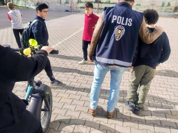 Bilecik’te öğrencilere güvenlik eğitimi