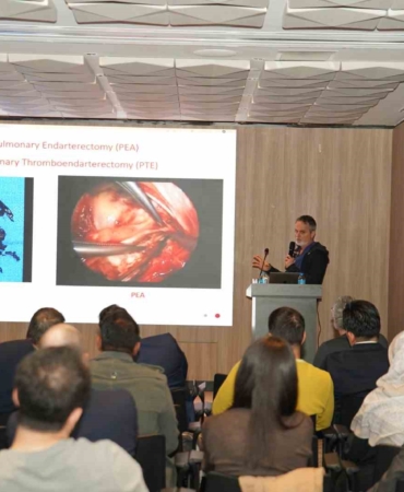 Dünya Kalp Cerrahisinin kalbi İstanbul’da attı