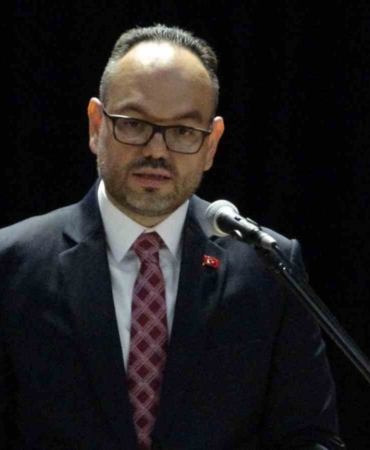 İletişim Başkan Yardımcısı Şahin: "Toplumların sağlıklı kararlar alabilmesi ve doğru yönlendirilebilmesi için güvenilir bilginin zamanında ve eksiksiz biçimde aktarılması elzemdir"