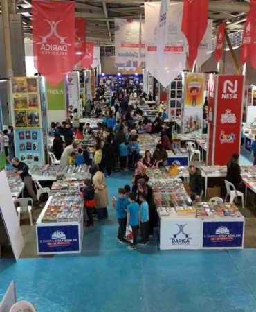 Darıca Kitap Fuarı kapılarını açtı