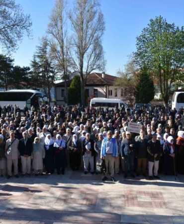 Bilecik’te hacı adayları dualarla uğurlandı