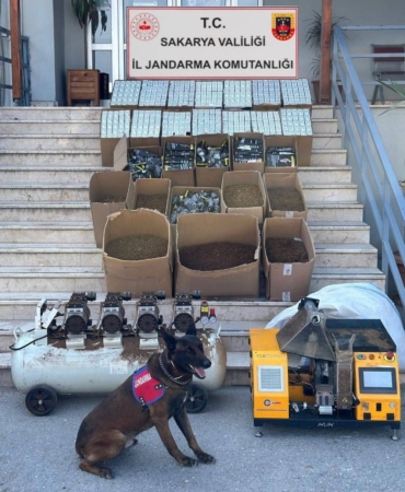 Jandarma kaçakçılığa geçit vermiyor: 3 gözaltı